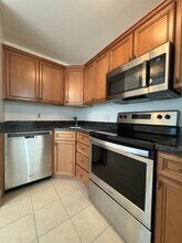 600 Brookside Dr in Andover, MA - Building Photo - Building Photo