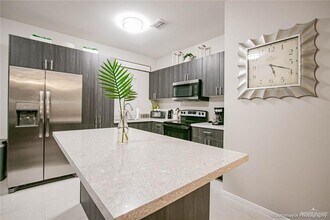 15 Swallow Ave in Alton, TX - Building Photo - Building Photo