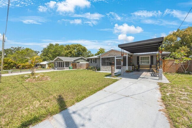 1010 E Fern St in Tampa, FL - Building Photo - Building Photo