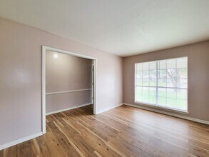 2114 Yorktown Ct N in League City, TX - Building Photo - Building Photo