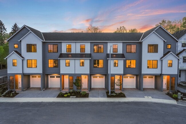 16967 SW 132nd Ter in Tigard, OR - Foto de edificio - Building Photo