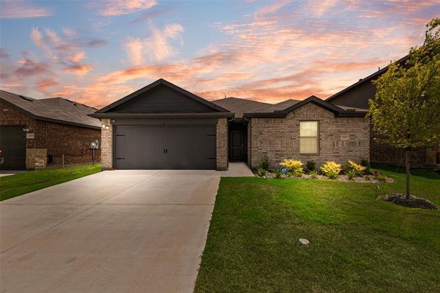 1505 Elm Frst Wy in Lancaster, TX - Building Photo