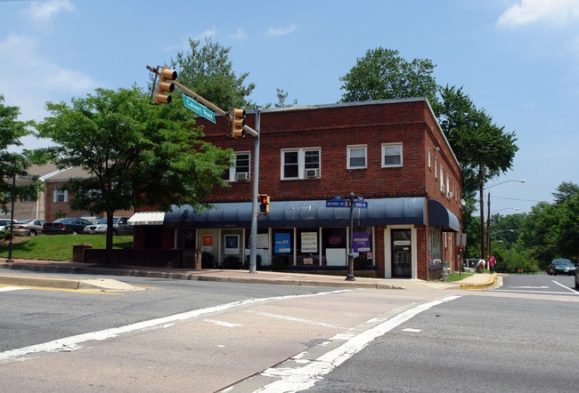 University Partnership in College Park, MD - Foto de edificio - Building Photo