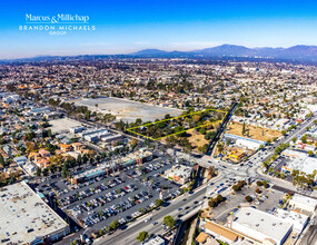 Paradise Trailer Park and Apartments in Rosemead, CA - Building Photo - Building Photo