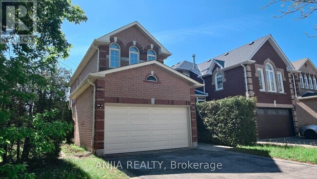 property at 76 Fresno Ct