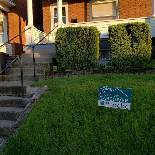property at 1119 Russell Ave
