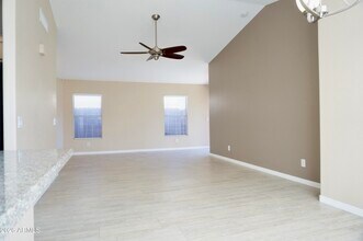 3033 E Hononegh Dr in Phoenix, AZ - Building Photo - Building Photo