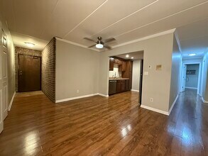 154 E Bailey Rd in Naperville, IL - Building Photo - Building Photo