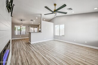 3735 W Charlotte Dr in Glendale, AZ - Building Photo - Building Photo