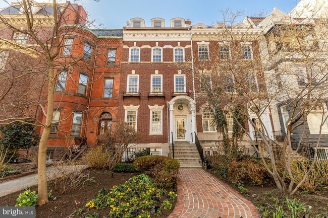 property at 1704 16th St NW