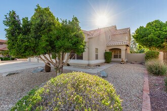 7834 W Kerry Ln in Glendale, AZ - Building Photo - Building Photo