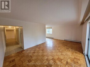 6-6 Forest Hill Dr in Guelph, ON - Building Photo - Building Photo