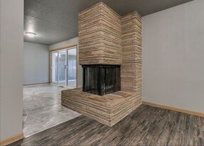 6001 S Country Club Dr