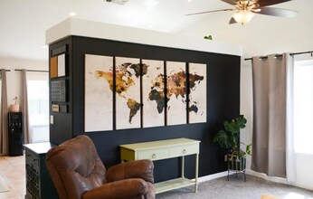 3135 Fairmont Dr in Hanford, CA - Building Photo - Building Photo