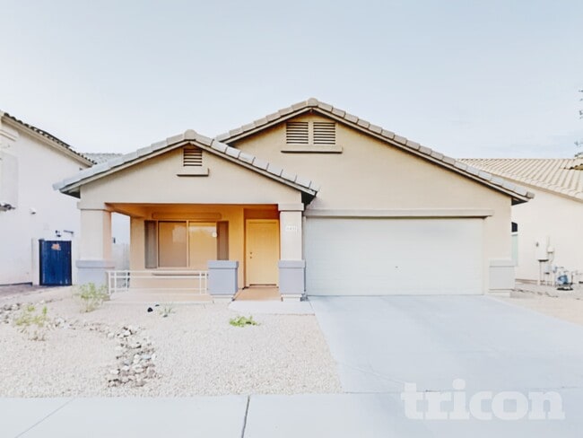 property at 15833 W Moreland St
