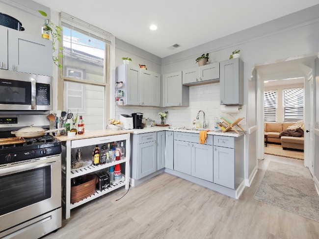 property at 3007 N Ashland Ave