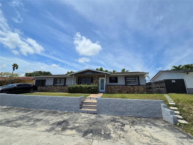 26162 SW 123rd Pl, Unit Back in Homestead, FL - Building Photo - Building Photo