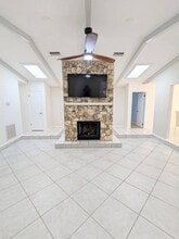 945 Bramble Bush Cir W in Port Orange, FL - Building Photo - Building Photo