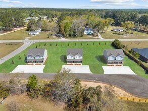 102 Skye Dr in Statesboro, GA - Building Photo - Building Photo