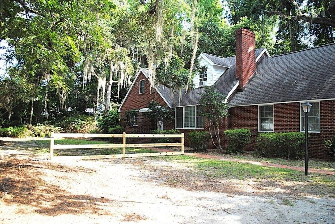 65 True Blue Dr in Pawleys Island, SC - Building Photo