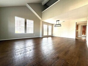 8212 Tavaros Dr in Plano, TX - Building Photo - Building Photo