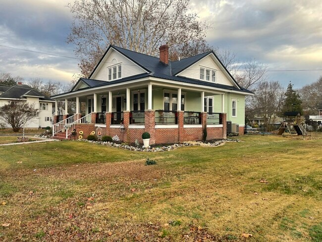 property at 705 E State St