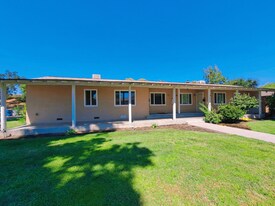 2509 N Thesta St in Fresno, CA - Building Photo