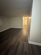 4030 Redfern Dr in Indianapolis, IN - Building Photo - Building Photo