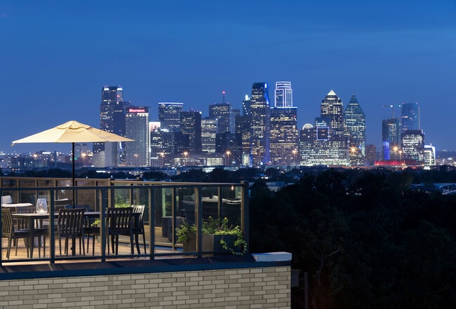 Alexan Lower Greenville in Dallas, TX - Foto de edificio - Building Photo
