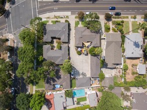 851 Garfield Ave in South Pasadena, CA - Foto de edificio - Building Photo