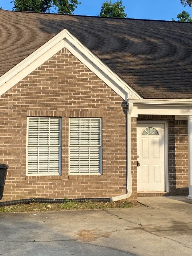 property at 3113 Sawtooth Dr