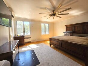 5421 JFK Blvd E in West New York, NJ - Building Photo - Building Photo