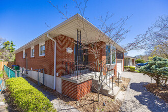 942 Fletcher Valley Crescent in Mississauga, ON - Building Photo - Building Photo