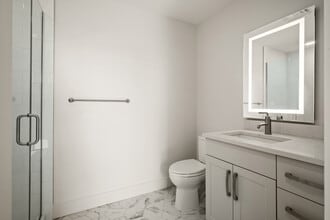 The Residences at 801 East Whiting Street in Tampa, FL - Building Photo - Building Photo