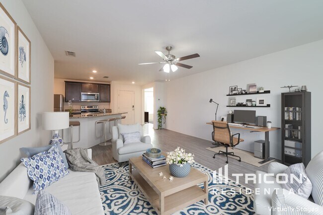 2045 Amber Sweet Cir in Dundee, FL - Building Photo - Building Photo