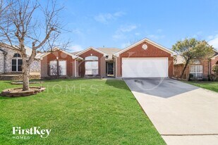 614 Jamie Ln in Mansfield, TX - Building Photo