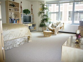 777 N Michigan Ave in Chicago, IL - Foto de edificio - Building Photo