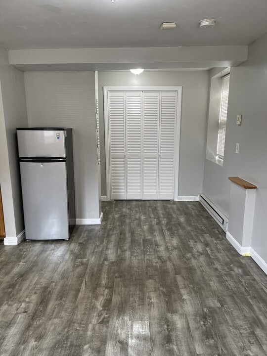 874 Beacon St in Boston, MA - Building Photo