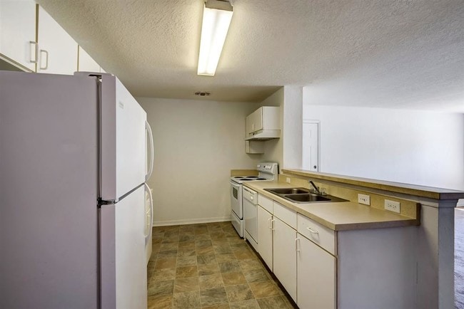 Stonecreek in Mooresville, NC - Foto de edificio - Building Photo