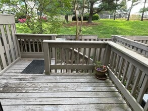 20519 Sterncroft Ct in Gaithersburg, MD - Building Photo - Building Photo