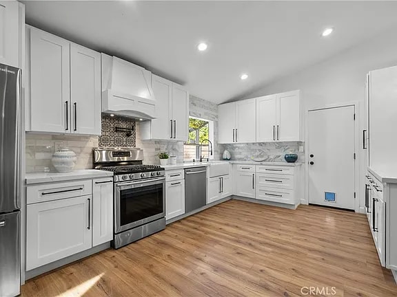 28311 Nolte St in Santa Clarita, CA - Building Photo - Building Photo