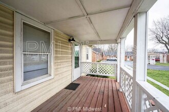 2142 U.S. Hwy 40 in Greenfield, IN - Building Photo - Building Photo