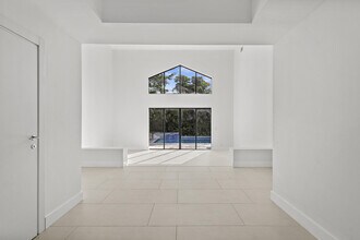 4798 NW 25th Way in Boca Raton, FL - Foto de edificio - Building Photo