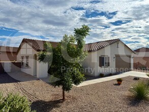 640 S Harry P Stagg Dr in Corona De Tucson, AZ - Building Photo - Building Photo
