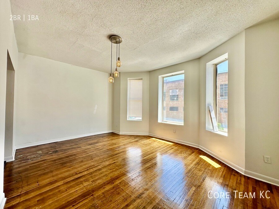 404 W 17 St-Unit -1E in Kansas City, MO - Building Photo