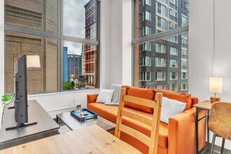 800 Penn Ave in Pittsburgh, PA - Foto de edificio - Building Photo