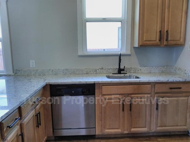 1245 N 1st Ave in Tucson, AZ - Building Photo - Building Photo