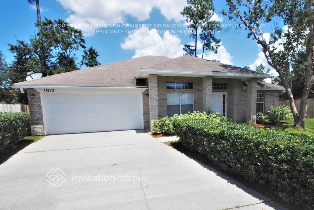 11275 Chertsey Ln in Jacksonville, FL - Building Photo