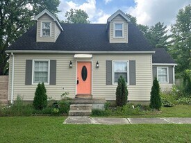 510 Layne St in Tullahoma, TN - Building Photo
