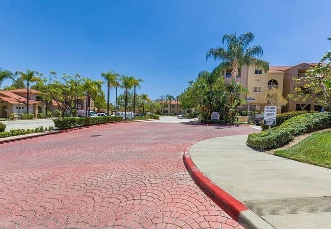 2325 Del Mar Way # 103, Unit 103 in Corona, CA - Building Photo - Building Photo